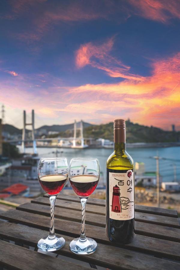 Yeosu View Foret Pension Bagian luar foto