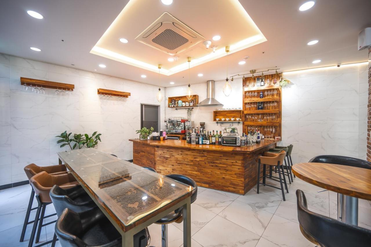 Yeosu View Foret Pension Bagian luar foto