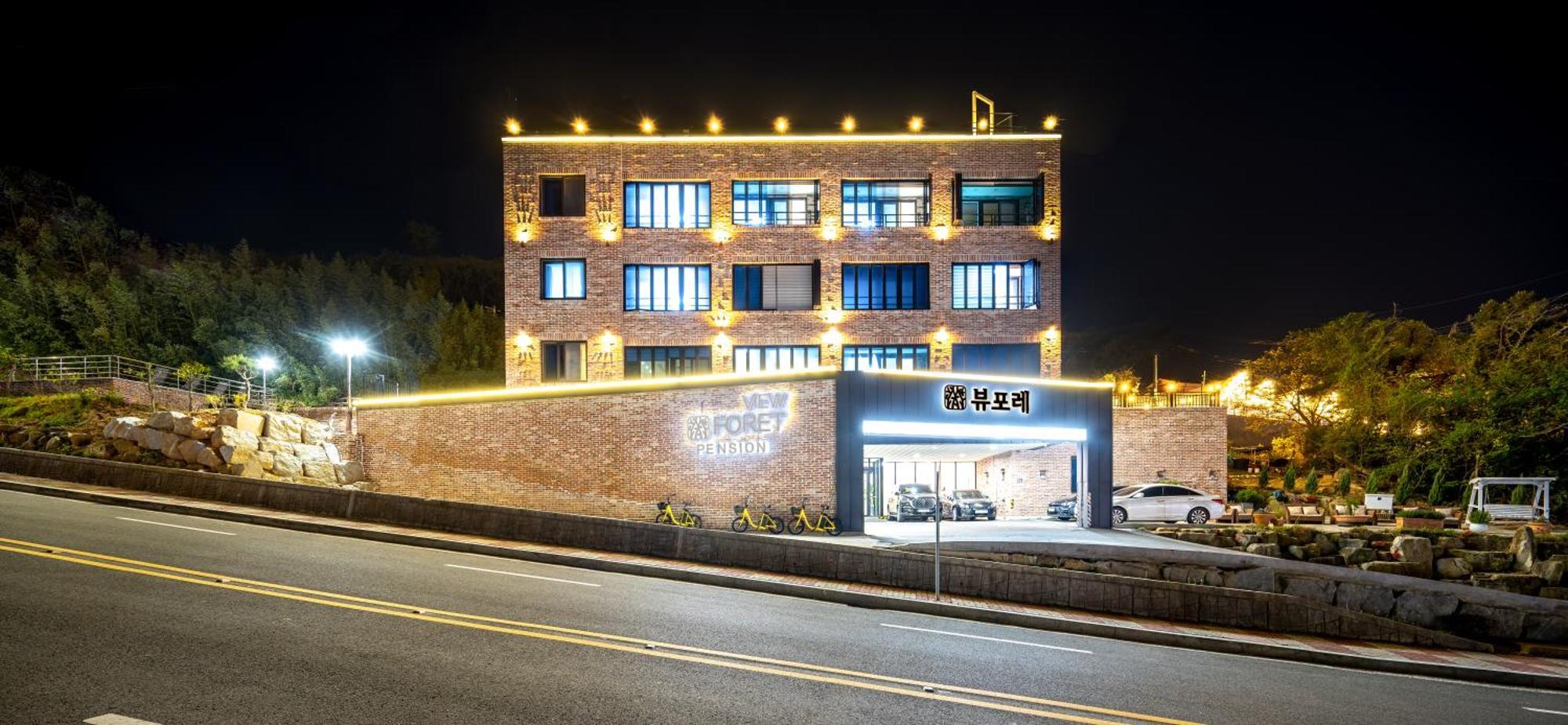 Yeosu View Foret Pension Bagian luar foto