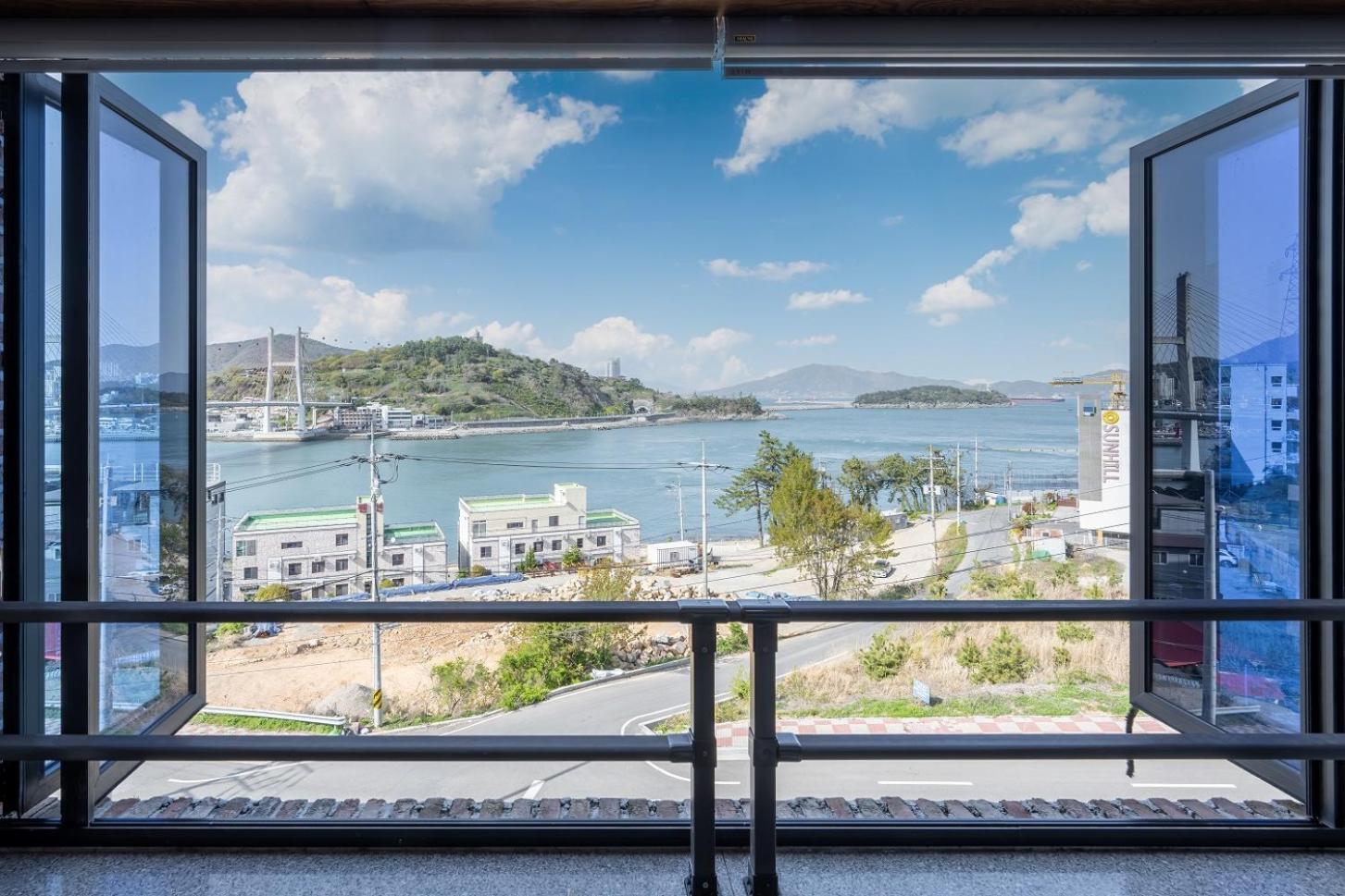 Yeosu View Foret Pension Bagian luar foto