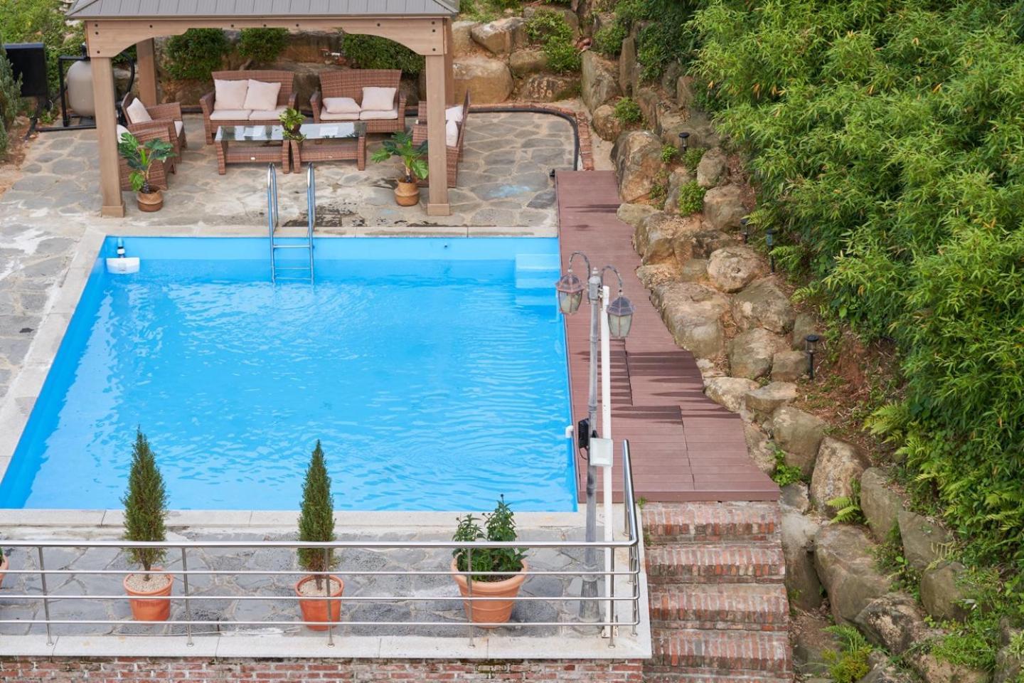 Yeosu View Foret Pension Bagian luar foto