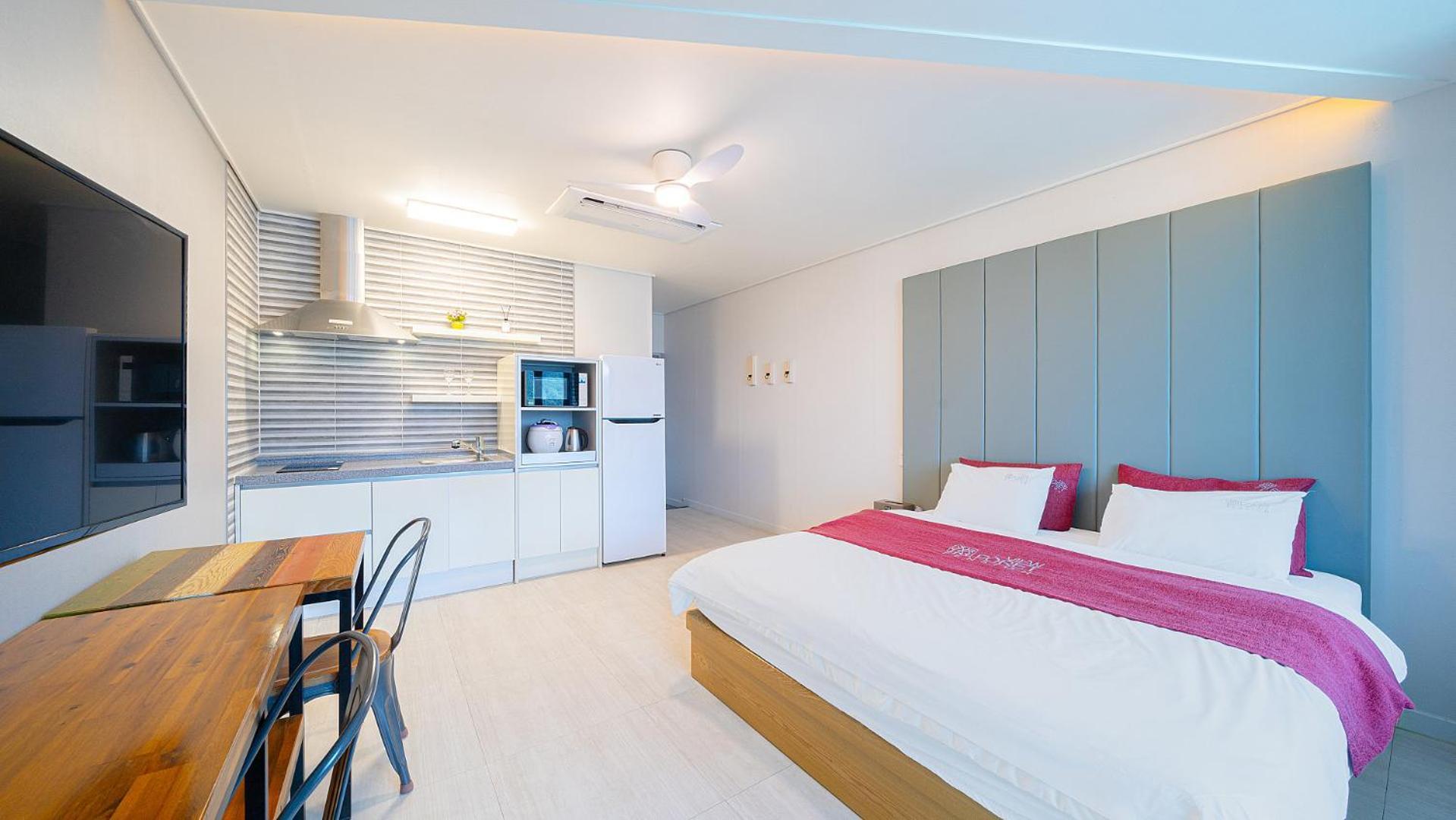 Yeosu View Foret Pension Bagian luar foto