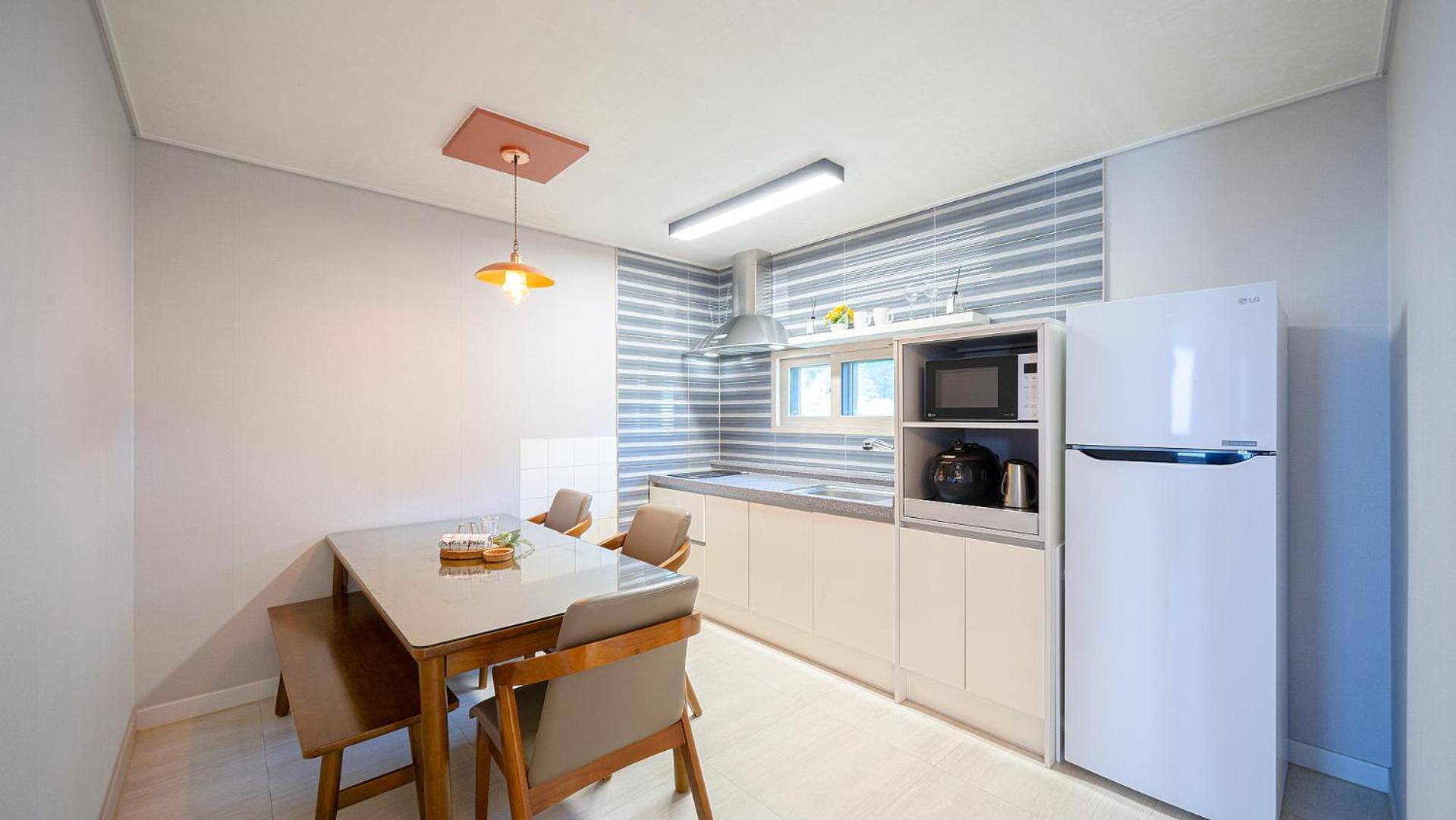 Yeosu View Foret Pension Bagian luar foto