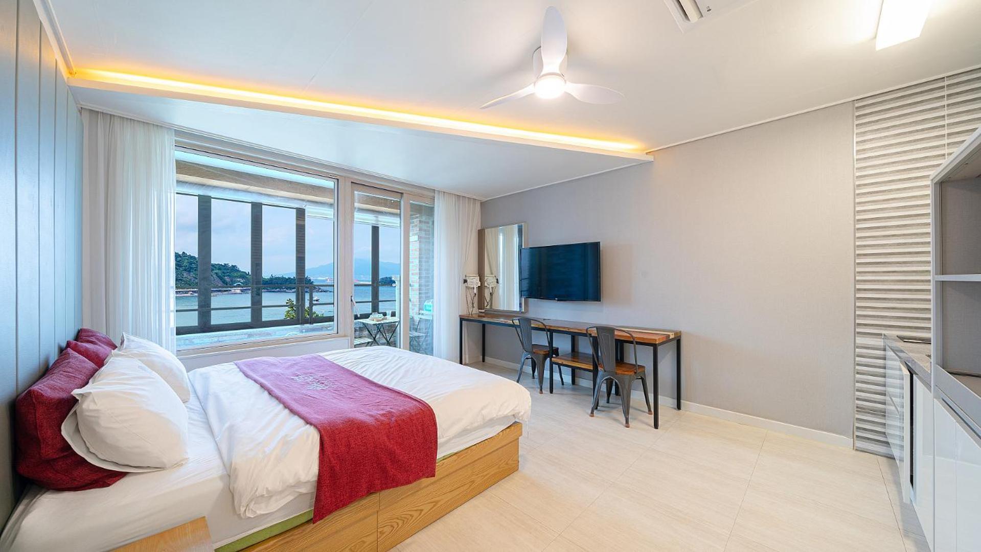 Yeosu View Foret Pension Bagian luar foto