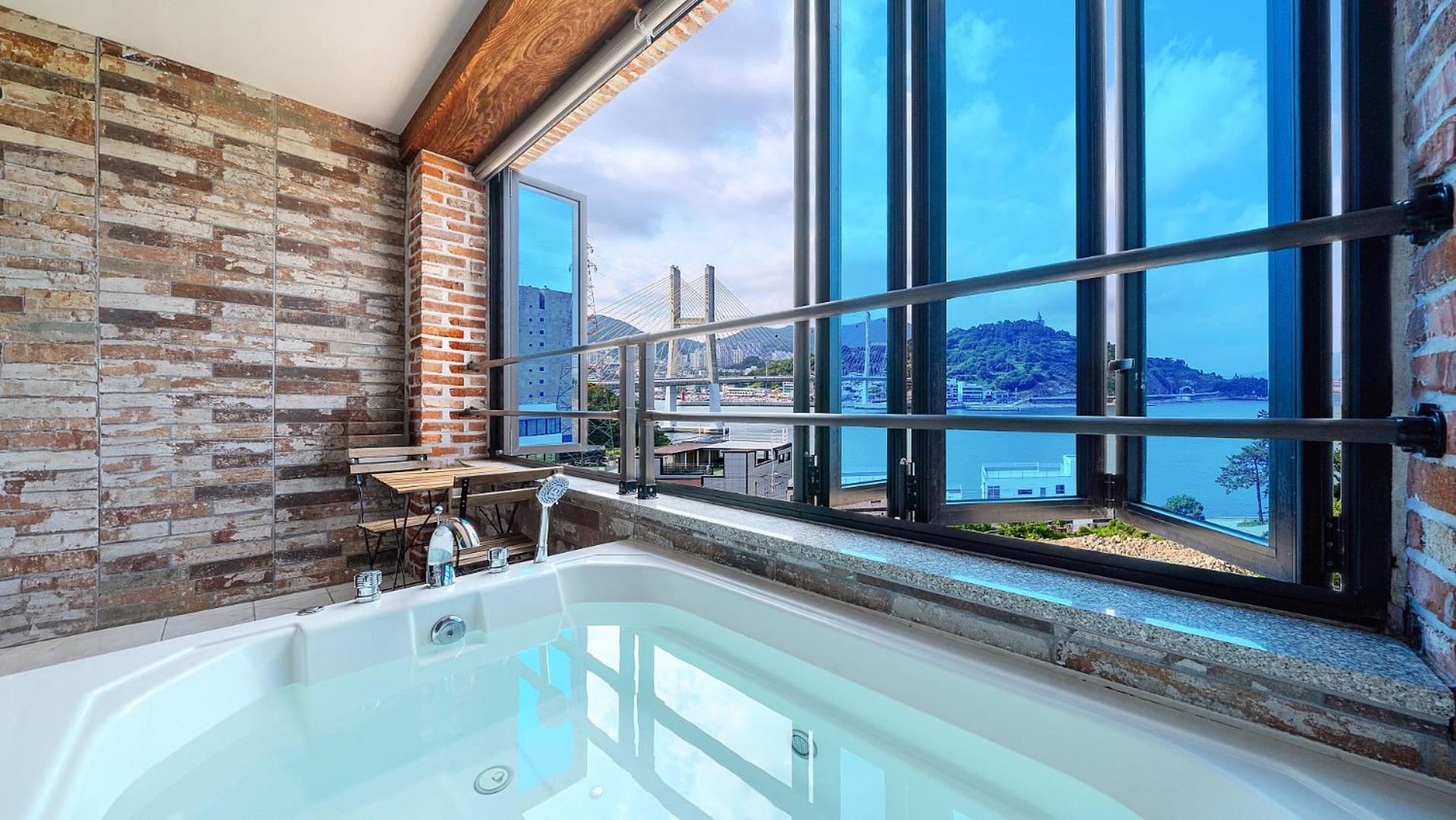 Yeosu View Foret Pension Bagian luar foto